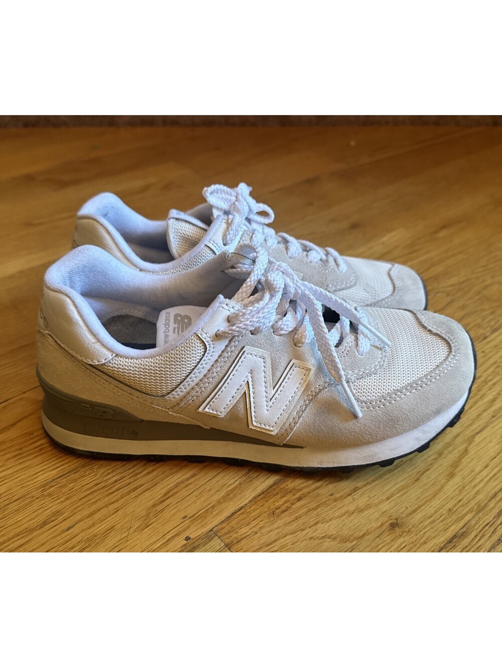 Pre-Owned Women's New Balance 574 Core Nimbus Cloud Sneakers Size 7 B